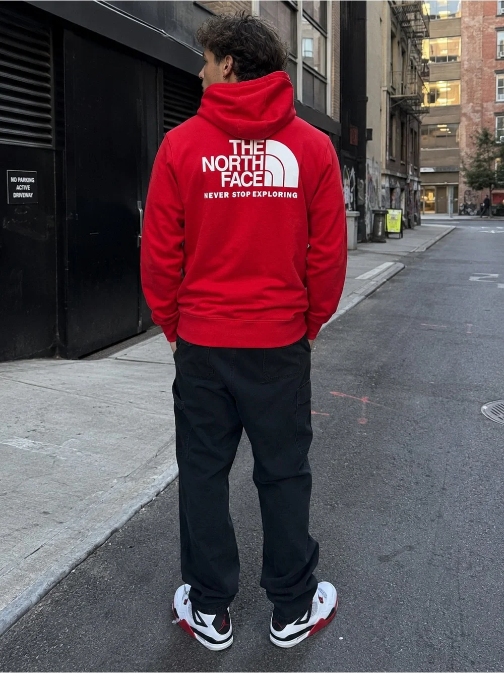 The North Face Men's Hoodie Medium Gray Logo Pullover Sweatshirt.